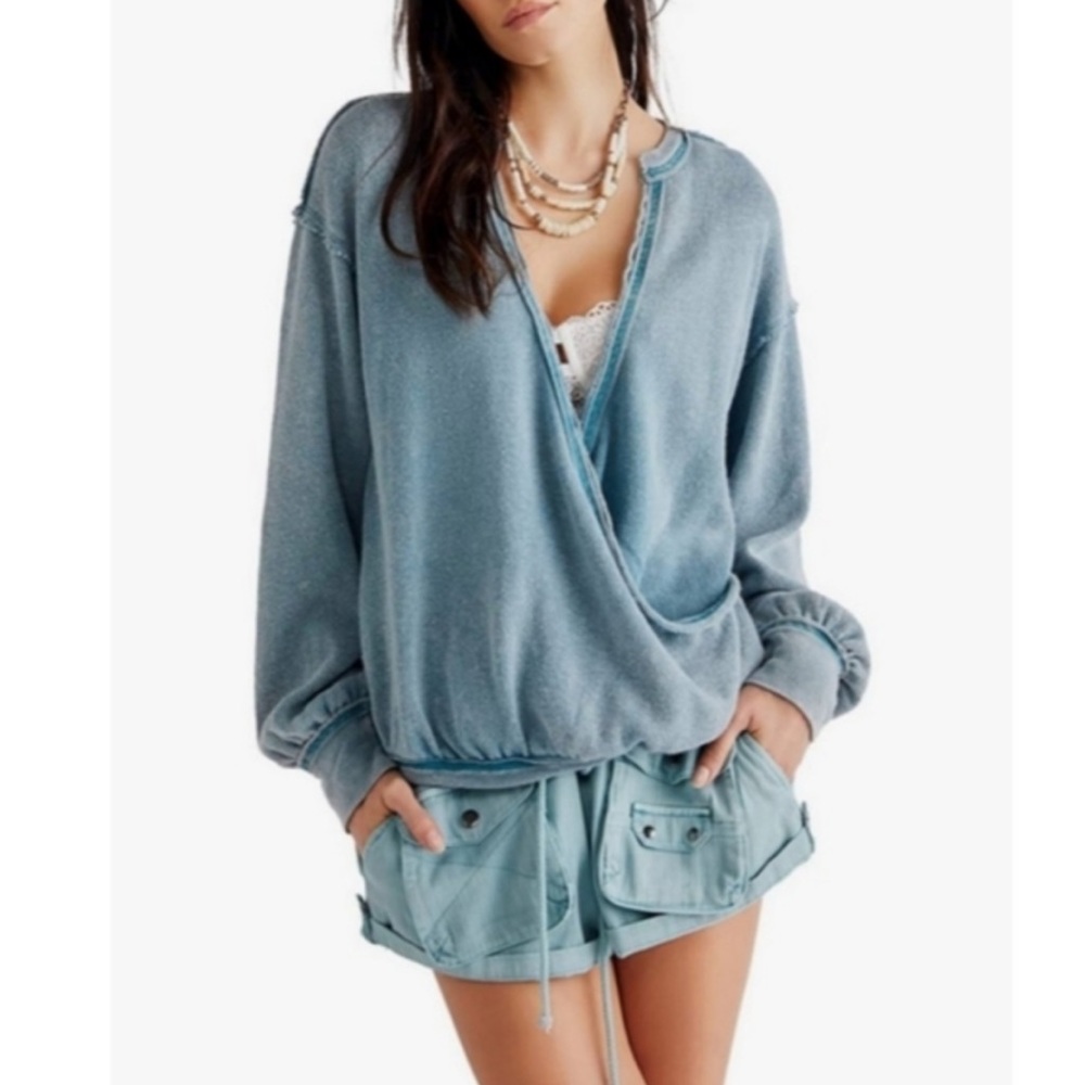 FREE PEOPLE NWT Anyway Tee Sweatshirt